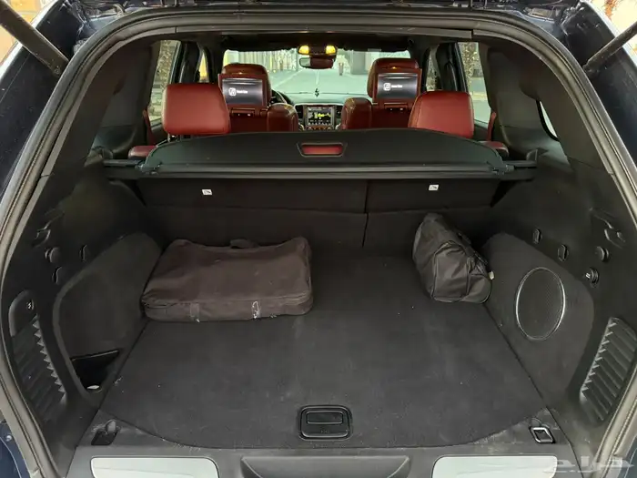 جيب شيروكي تراك هوك 2018 على الضمان 34