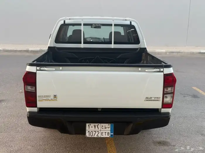 ايسوزو غمارتين العداد 84 الف فقط 2023 4