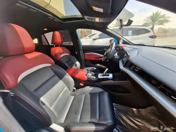 تنازل بدون مقابل MG GT 5