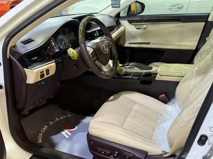 لكزس - ES350 - 2018 - فل كامل ( بحالة الوكالة ) 4