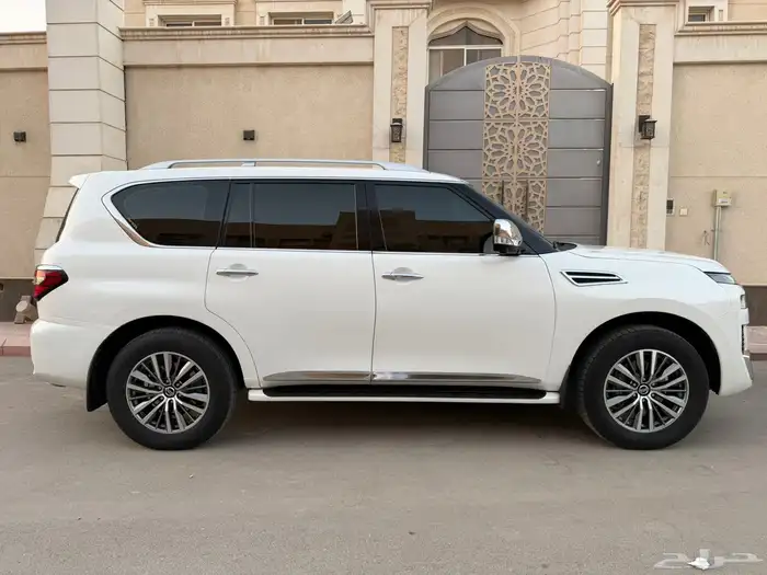 للبيع جيب باترول بلاتينوم فل كامل 2021 نظيف جدا 3