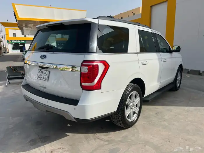 فورد اكسبيدشن 2018 سعودي XLT دبل نظيف قصير 2