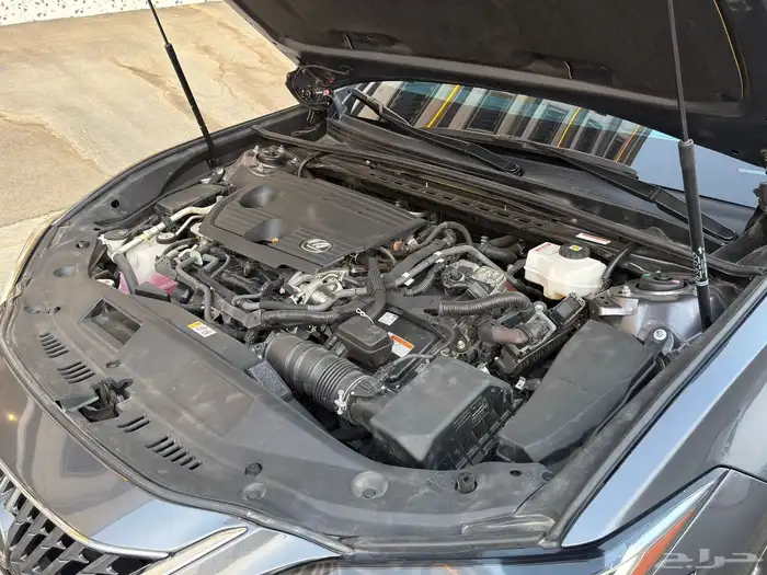 لكزس ES300h موديل 2024 10