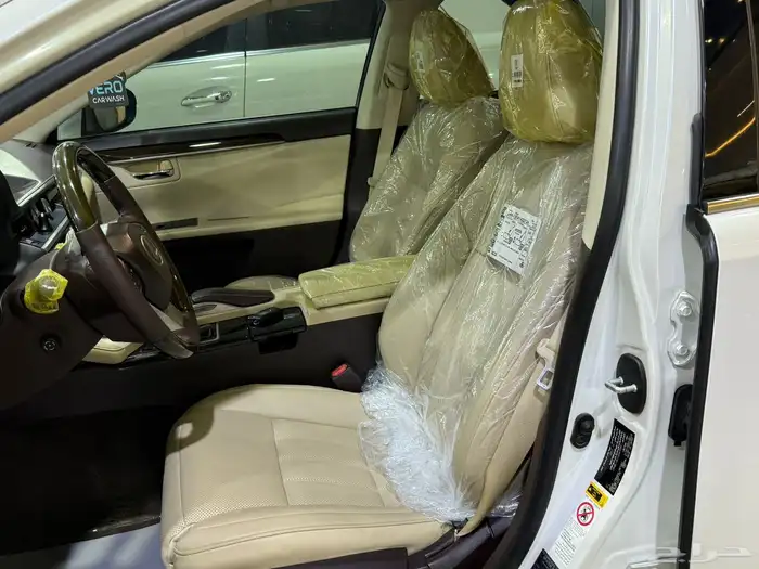 لكزس - ES350 - 2018 - فل كامل ( بحالة الوكالة ) 9