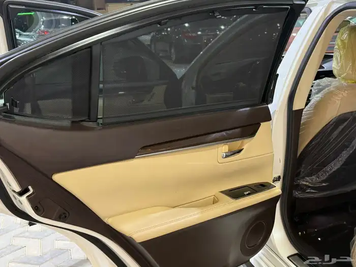 لكزس - ES350 - 2018 - فل كامل ( بحالة الوكالة ) 23