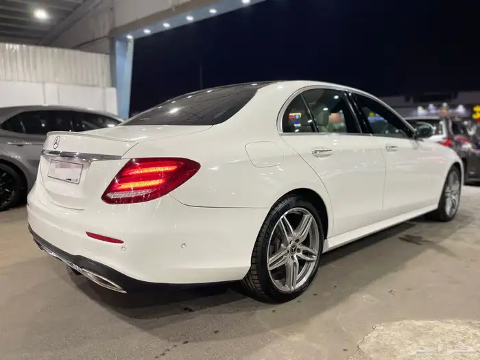 مرسيدس E300 2018 5
