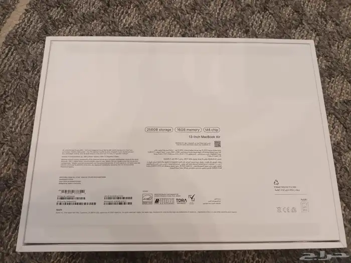 ابل مكا بوك اير m4 4