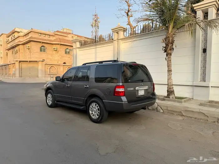 فورد اكسبيدشن 2013 2