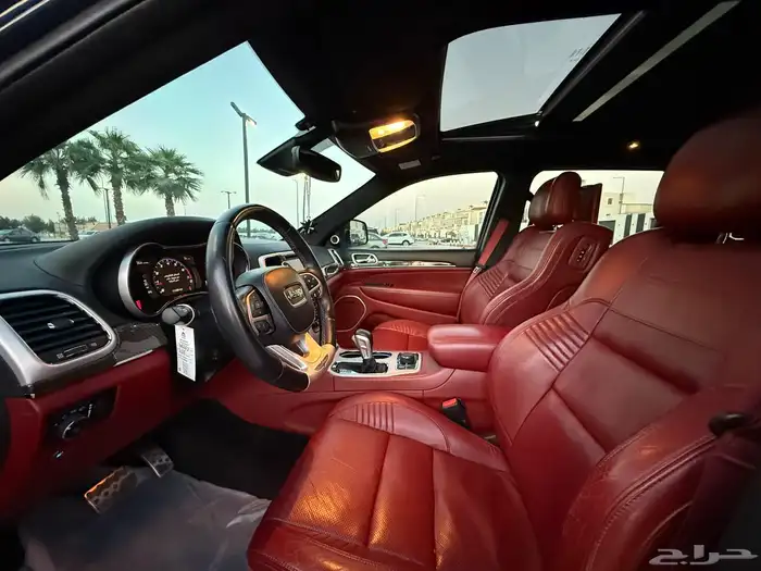 جيب شيروكي تراك هوك 2018 على الضمان 30