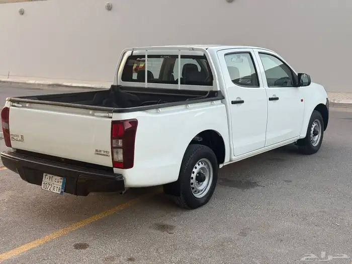 ايسوزو غمارتين العداد 84 الف فقط 2023 3