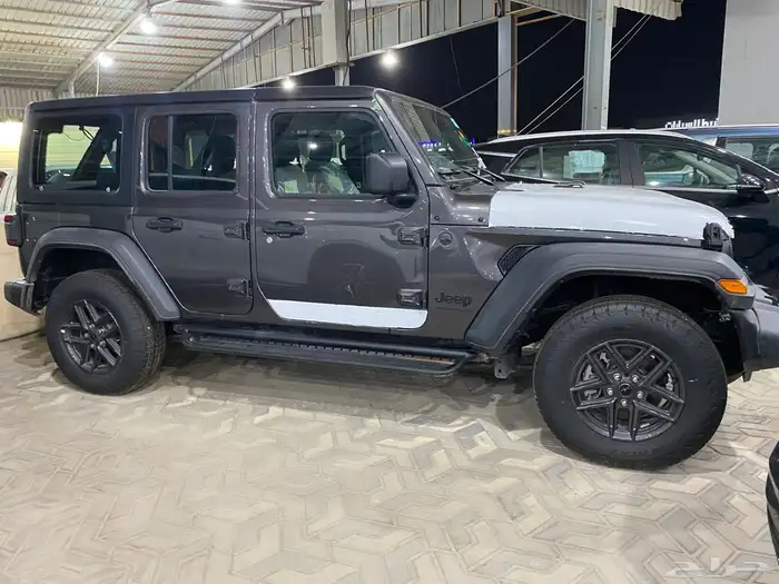 جيب رانجلر اسبورت انلميتيد 2024 4