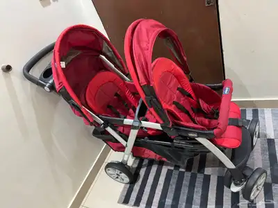 عربة أطفال لشخصين index