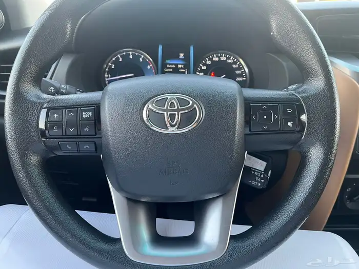 فورتشينر 2023 بدون دبل 18