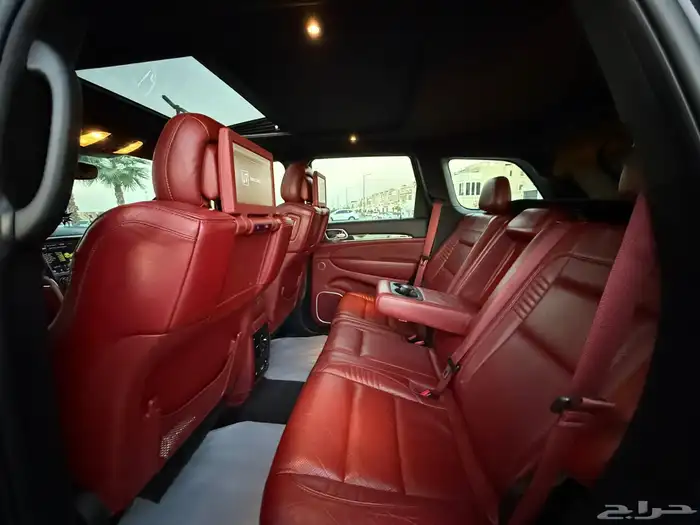 جيب شيروكي تراك هوك 2018 على الضمان 10