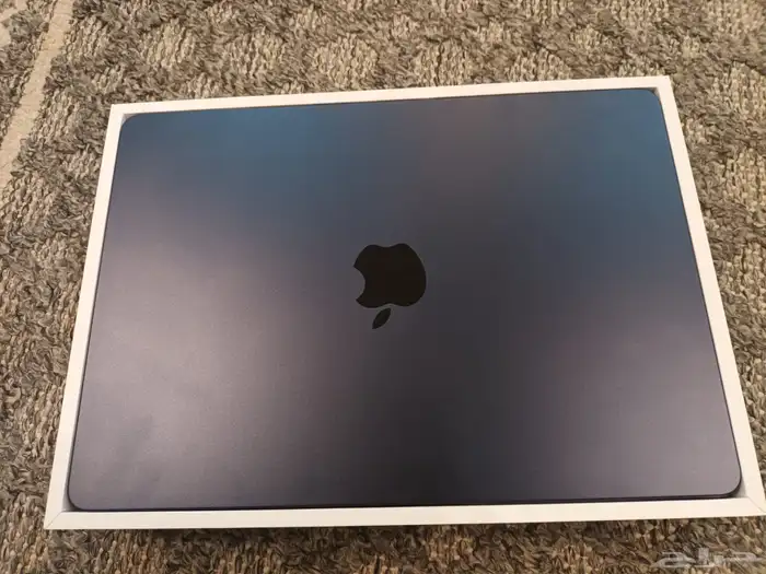 ابل مكا بوك اير m4 2