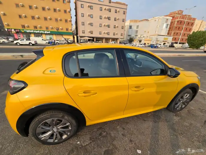 بيجو كهربائية 2023 الممشى اقل من 2000 3