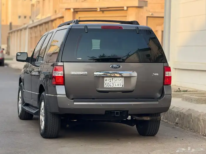 فورد اكسبيدشن 2013 1