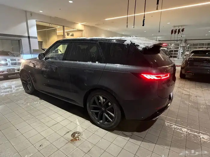 للبيع رانج روفر سبورت 2024 ممشى قليل جدا ولون مميز وارد كند 1