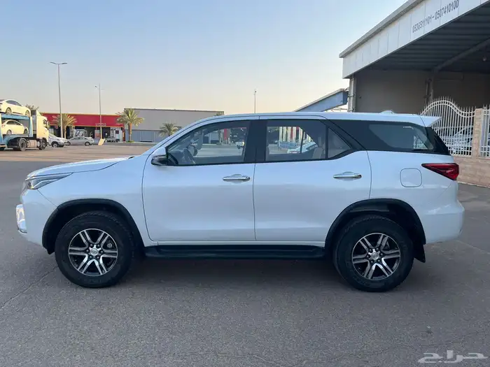 فورتشينر 2023 بدون دبل 7