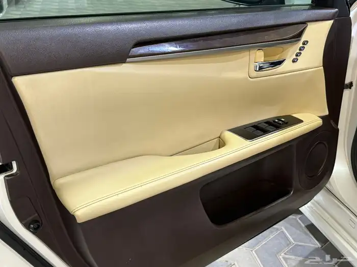 لكزس - ES350 - 2018 - فل كامل ( بحالة الوكالة ) 19