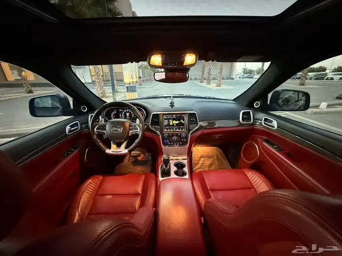 جيب شيروكي تراك هوك 2018 على الضمان 17