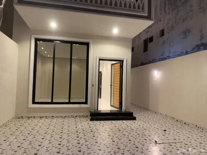 للبيع فيلا دوبلكس مختصره للعوائل الصغيره بسعر معقول 730 5