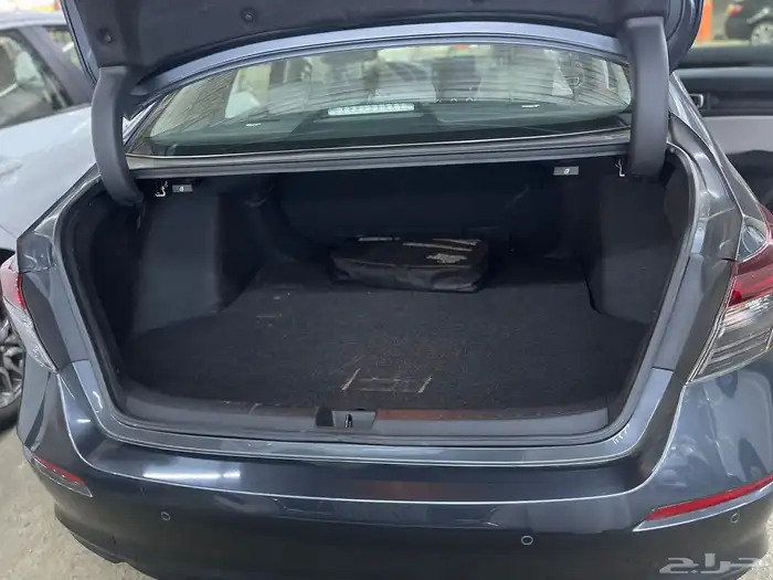 هوندا سيفك LX موديل 2025 عداد قليل جدا 13