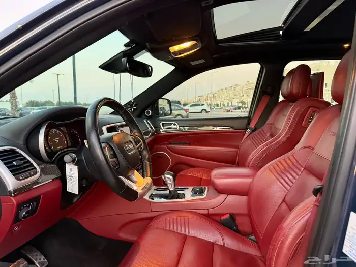 جيب شيروكي تراك هوك 2018 على الضمان 27