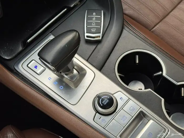 جنسس2020- G70 12