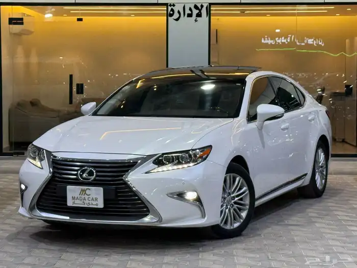 لكزس - ES350 - 2018 - فل كامل ( بحالة الوكالة ) 0