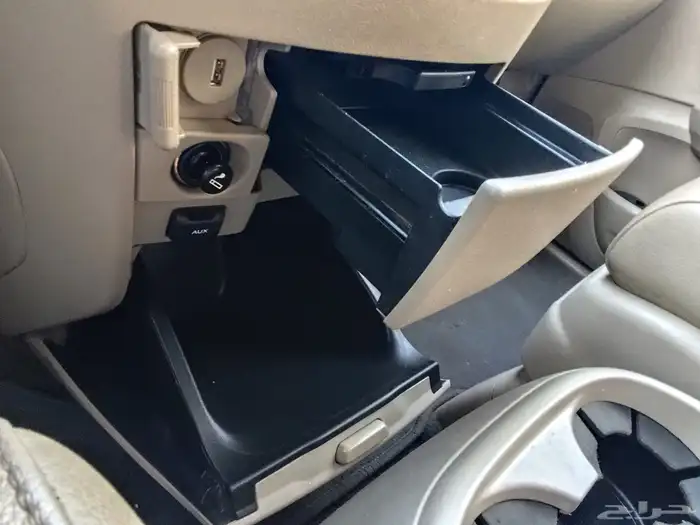 للبيع هوندا اوديسي فل كامل اخت الجديدة بالاحساء 2015 40