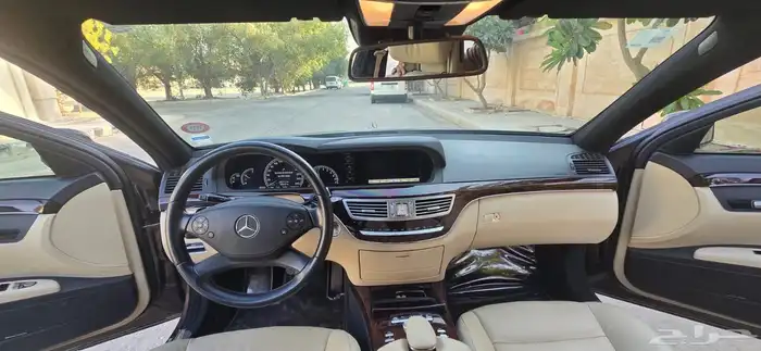 Mercedes 2012 S300 Luxury Package 15