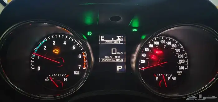 grand cherokee 2011 hemi V8 5.7 استمارة سارية 0