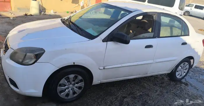 سيارة. كيا. ريو 1