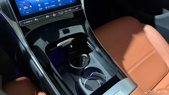 للاستيرادمن كوريا  مرسيدس GLC300 2025 7