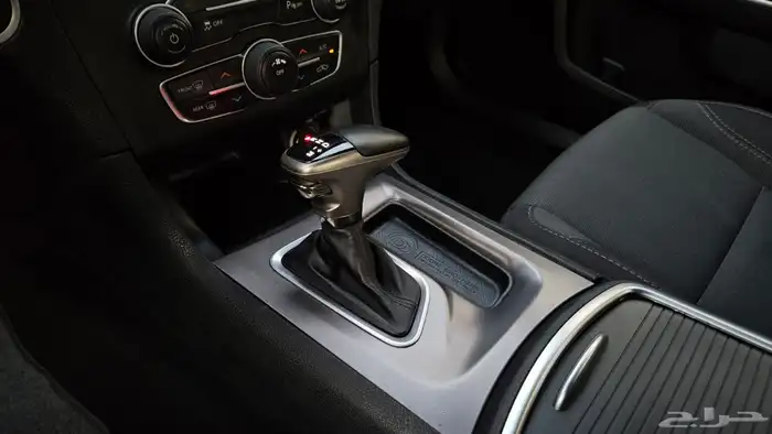 دوج شارجر 2020 سته سلندر 17