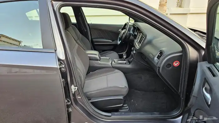 دوج شارجر 2020 سته سلندر 9