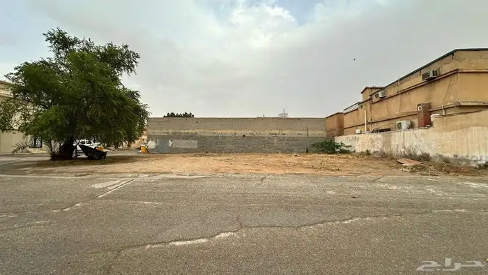 ارض للبيع في عنيزه حي النزهه 1