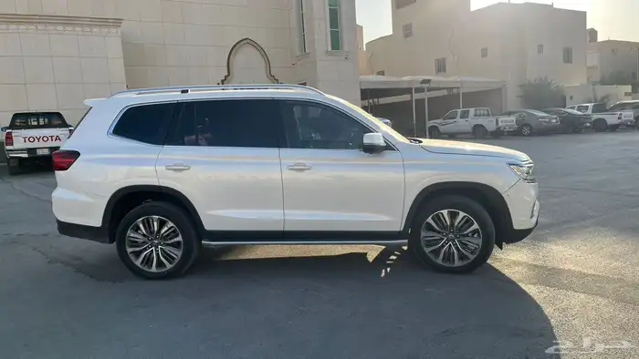 ام جي ار اكس 8 MG 3