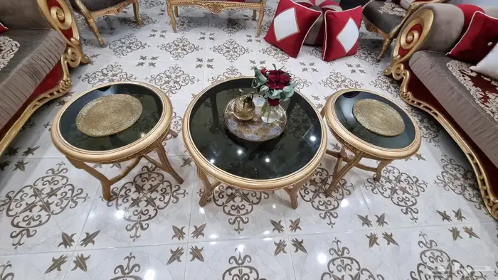 كنب 9 قطع معه 5 طوايل وستارته 4