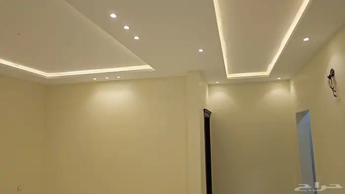 شقة جديد اربع غرف ومدخلين (شهري) مخطط الرياض 3