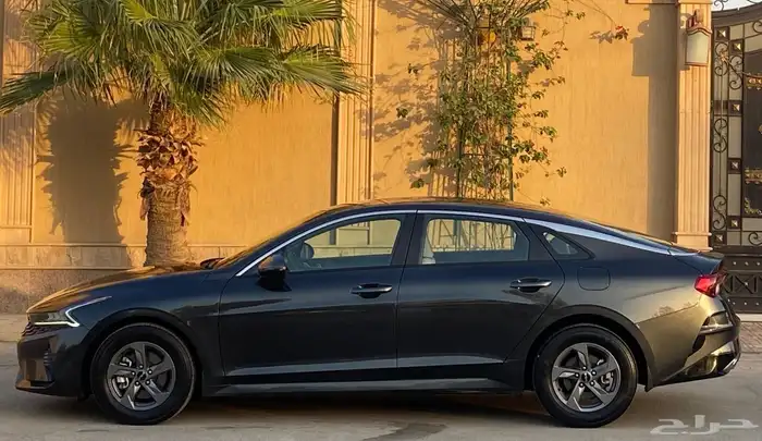 كيا K5استادر سعودي 8