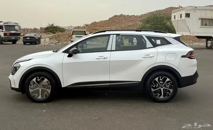 كيا سبورتاج 2025 ( بنزين جديده ) فل كامل بانورما للبيع 6