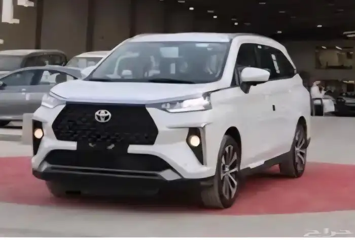 تويوتا فيلوز 2025 3