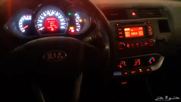 كيا ريو هاتش باك فل كامل 2015 1