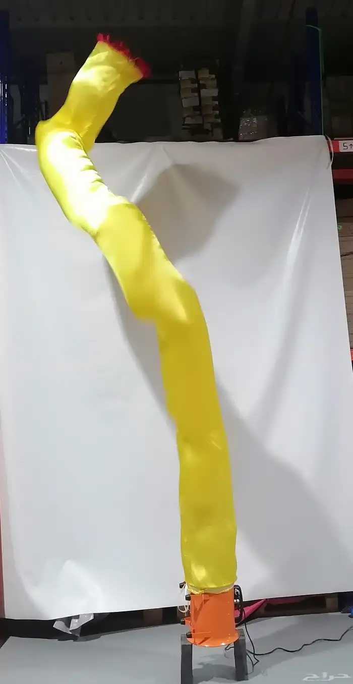 رواقص ومهرجين هوائية للمعارض والافتتاحات بأسعار جملة 6