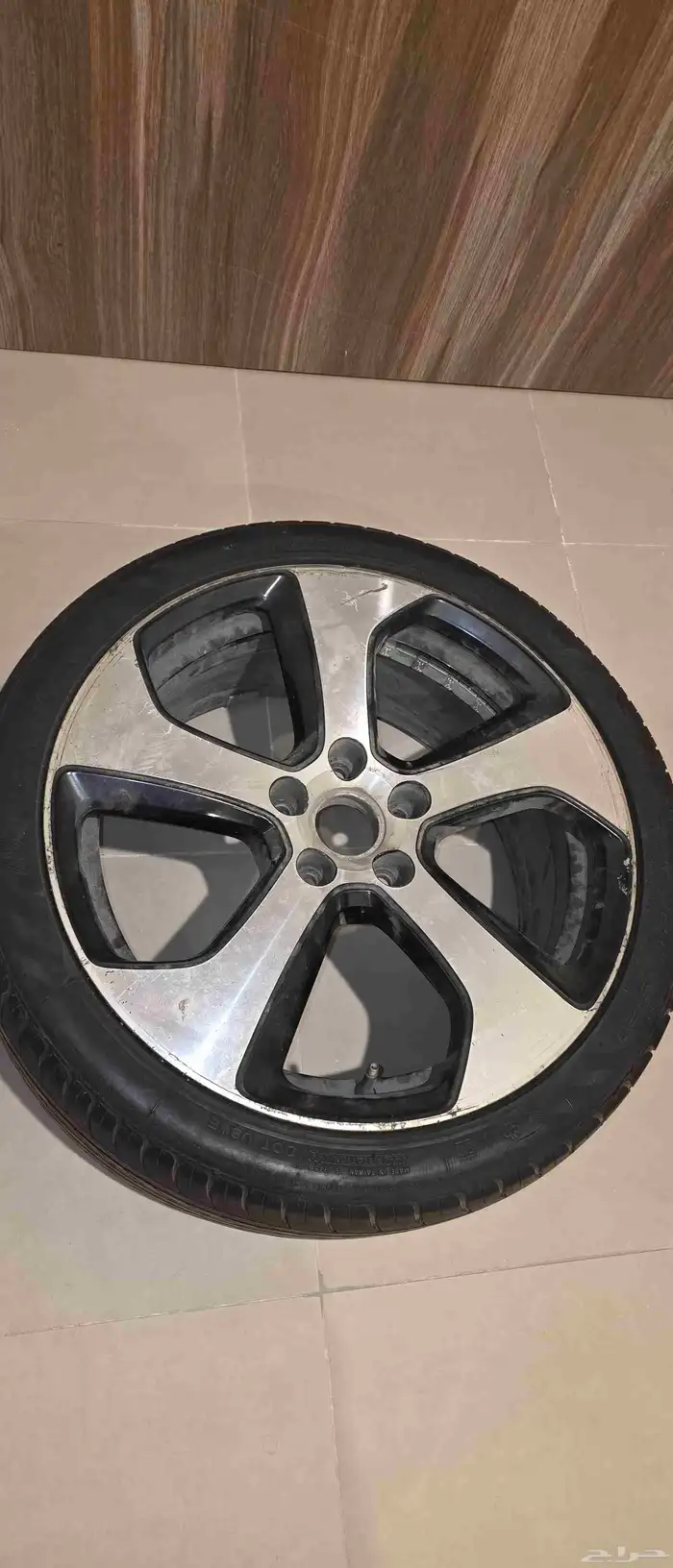 قطع تعديل متفرقة Golf GTI Mk7 5