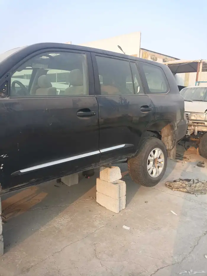 تشليح زوايا النخبه لند كلوزر قطع غيار المديل 2010 0