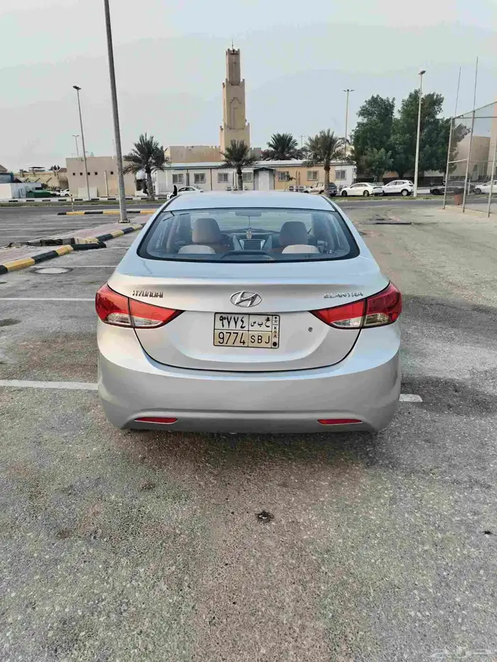 هواندي النترا مديل. 2012 7