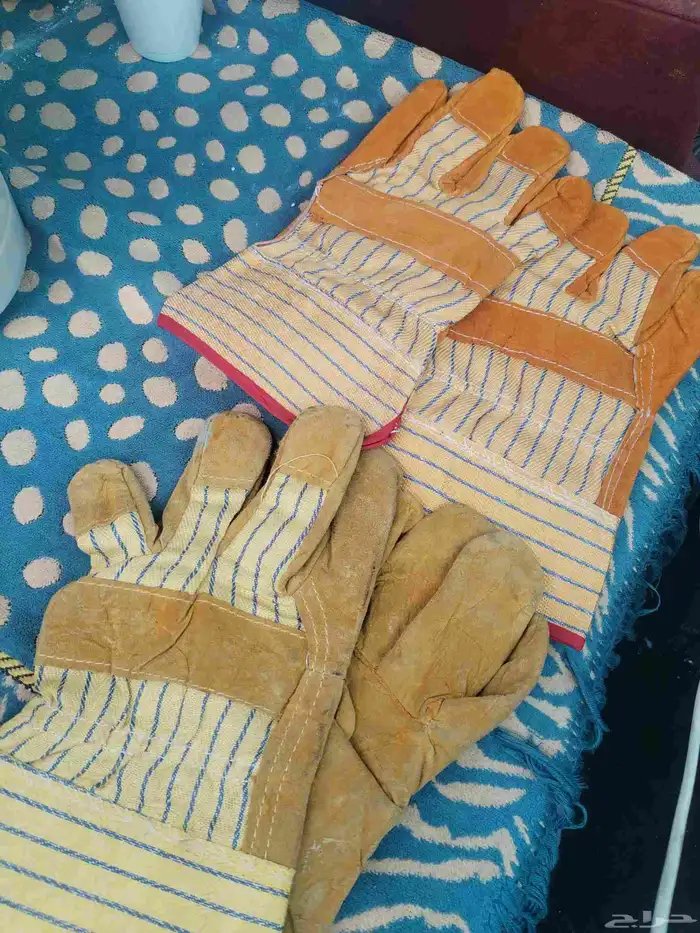 قفازات 2 ب 15 ريال مع توصيل 0